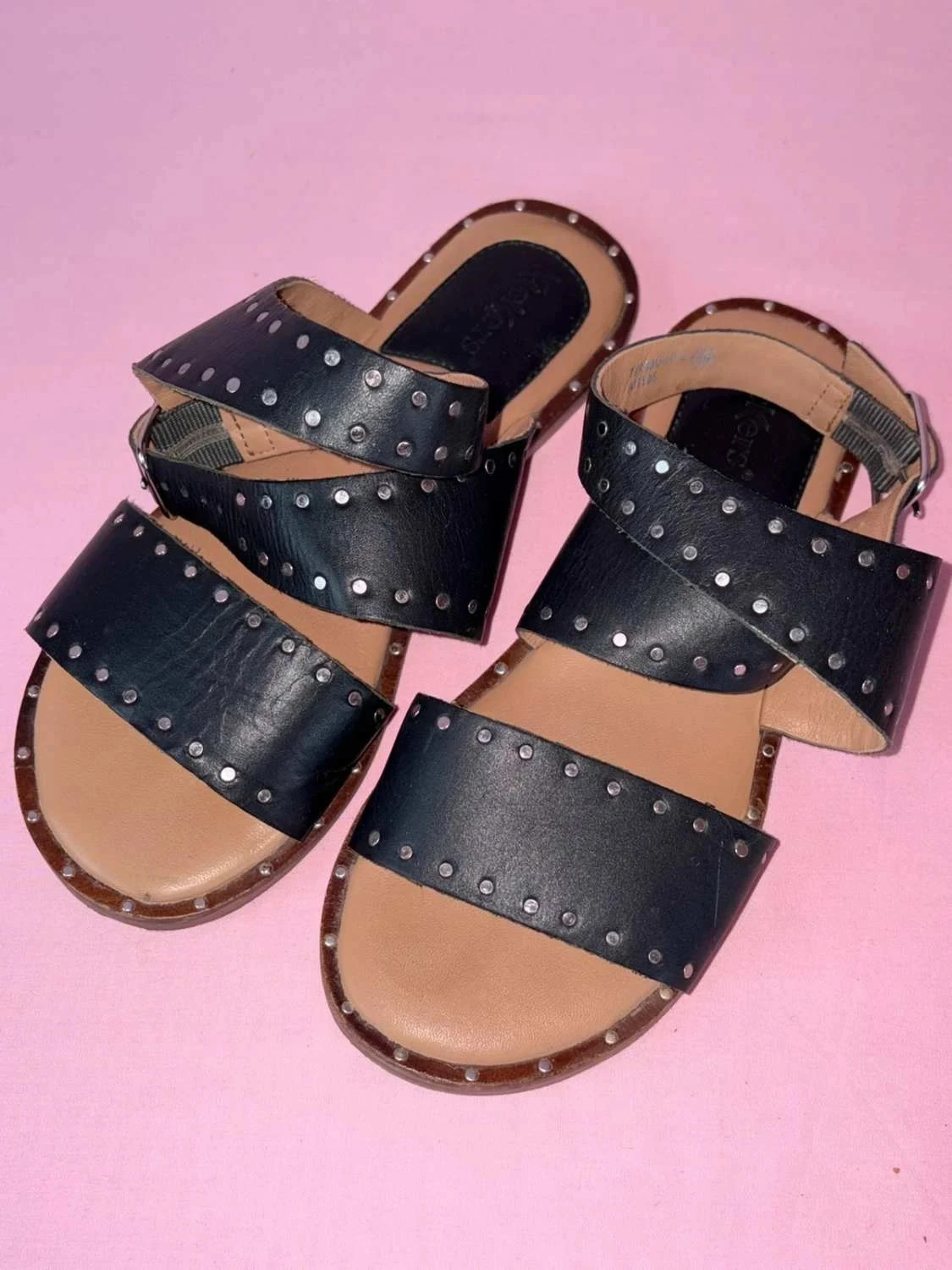Sandalia para mujer kickers talla 36 limpia – photo 2